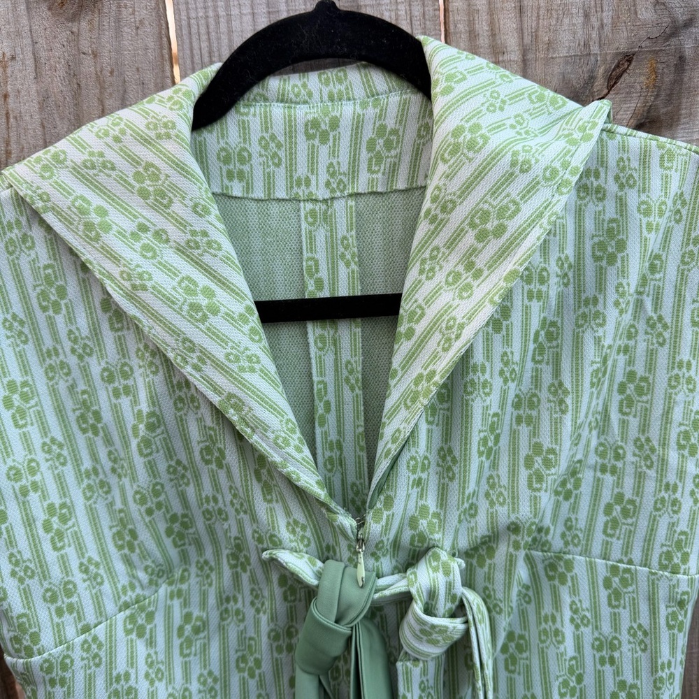 True Vintage Handmade Green Patterned Jumpsuit Size Small - Picture 4 of 10